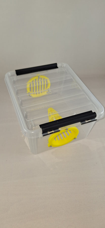 Selectieve lokval : 2 Liter box met 1x 60mm conus, 1x uitgang veilige lokpot en trappit.