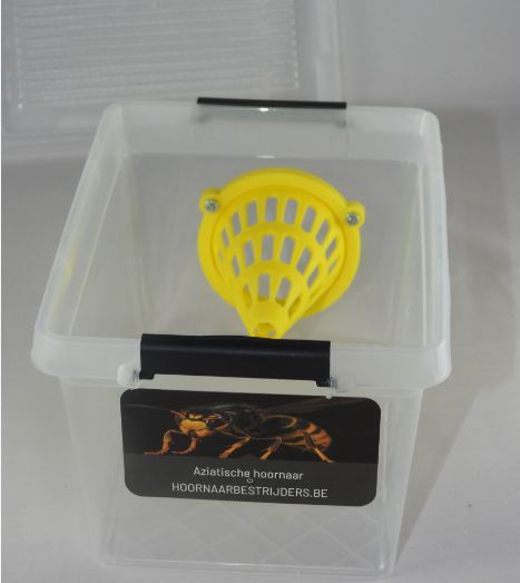 Selectieve hoornaarsval voor gat 58 mm.